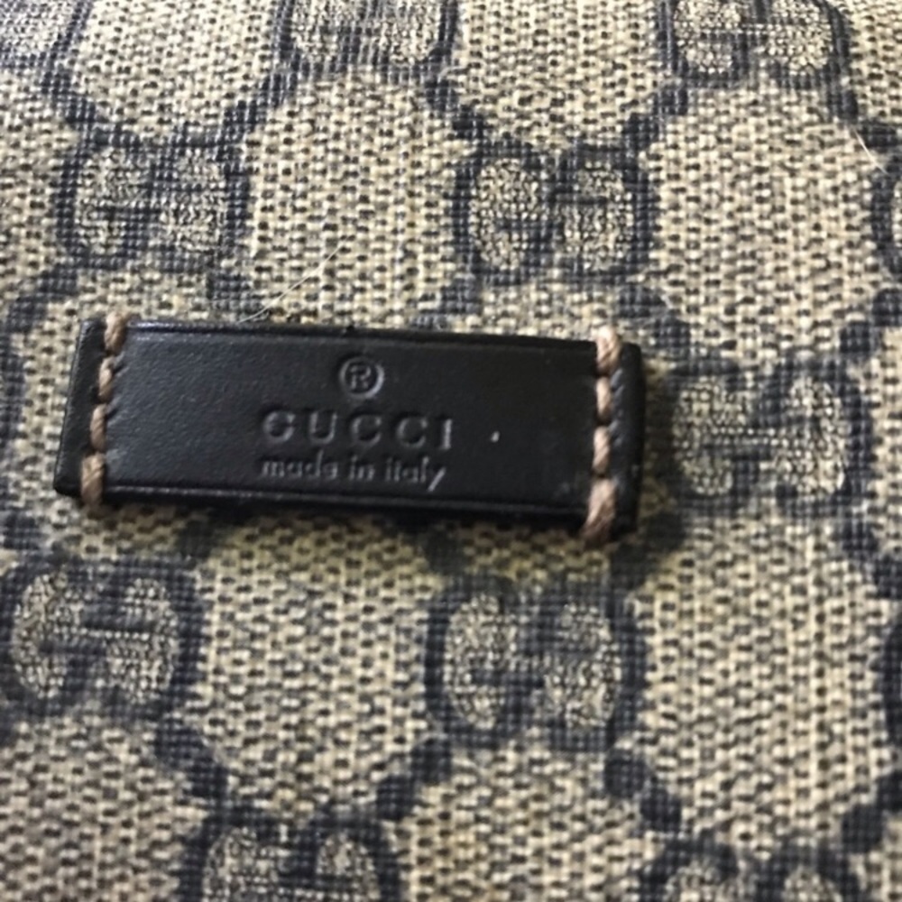 Rolling Gucci coated canvas duffle !!!🔥🔥🔥🔥🔥🔥 - Picture 5 of 8
